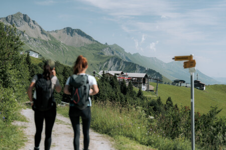Tschentanlp Wandern Yannick Romagnoli Tschnentenbahnen AG