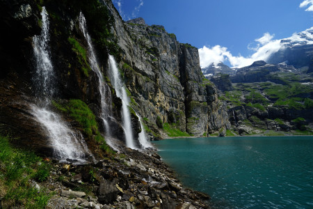 Oeschinensee in Kandersteg, einer der schönsten Bergseen