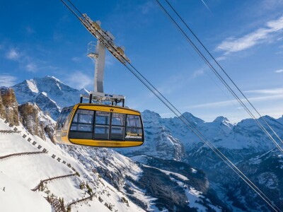 Luftseilbahn Wengen Maennlichen Winter